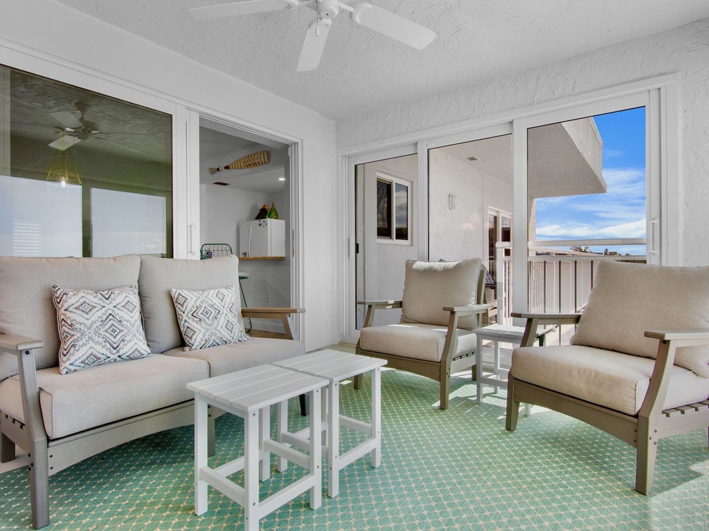 Jamaica Royale 404 by Tropical Sands Accommodations
