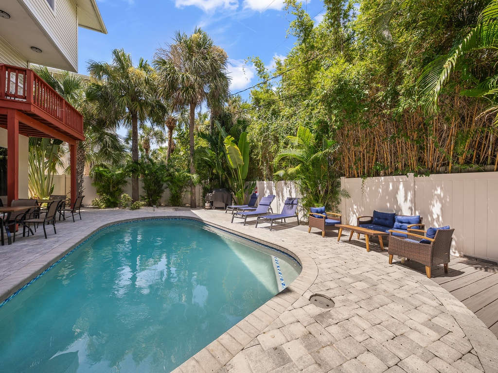 Shared Heated Pool