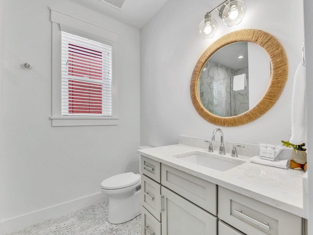 Additional Ensuite Bathroom