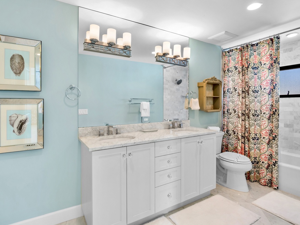 Primary Ensuite Bathroom