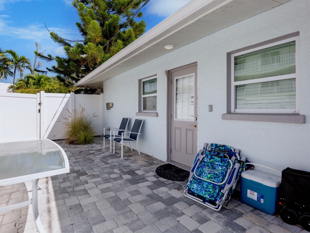Main Entrance with Seating and Beach Chairs