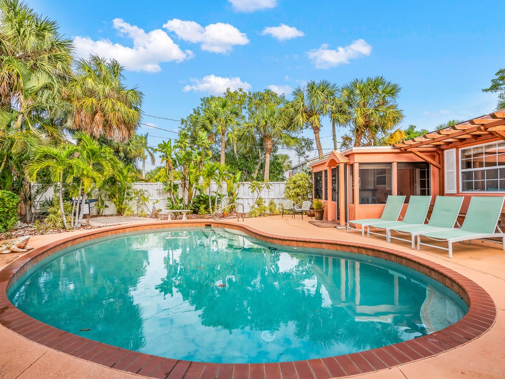 Private Pool