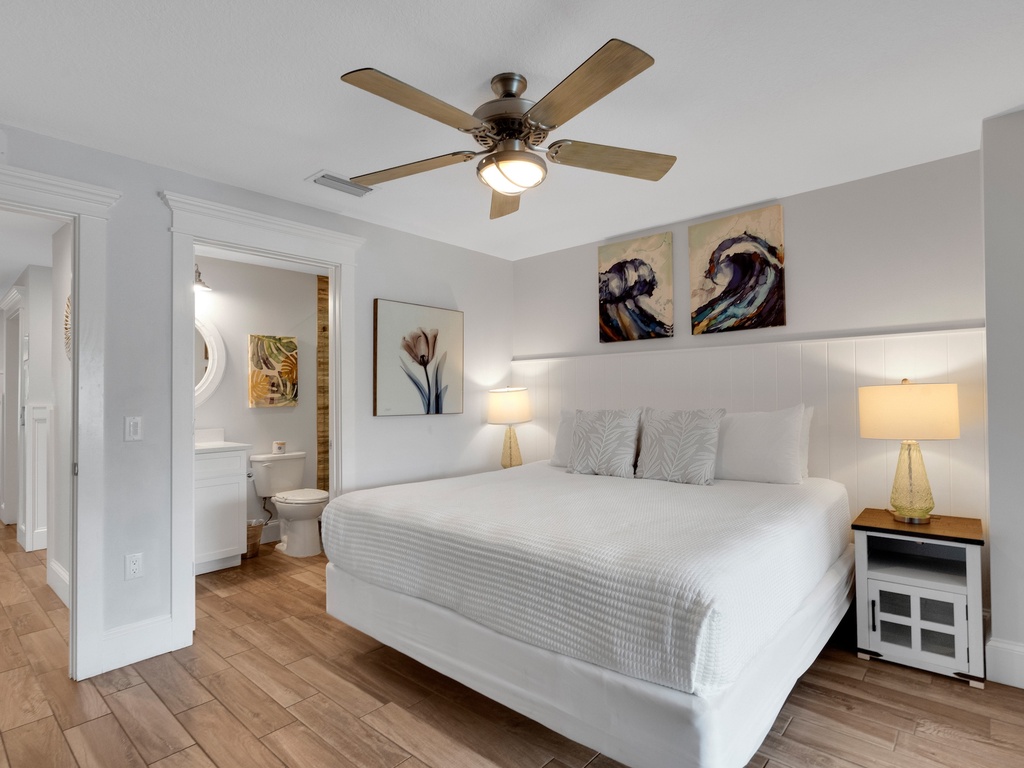 Second Bedroom, King