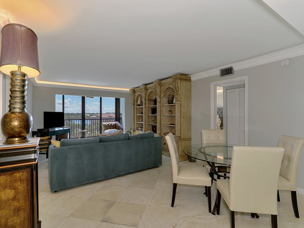 Open-concept Dining and Living Areas
