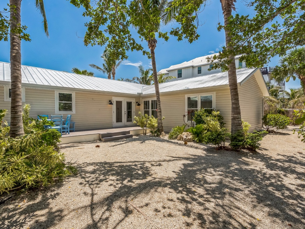 Sunset Splash by Siesta Key Luxury Rental Properties