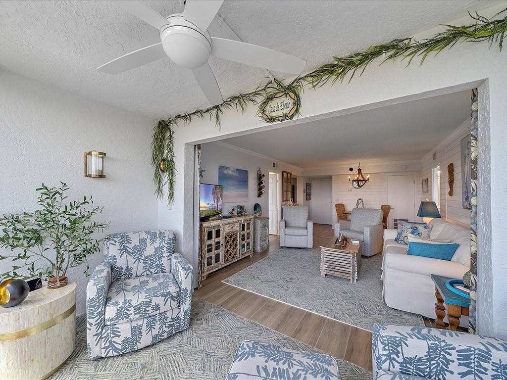Harbor Towers Unit 603 by Tropical Sands Accommodations