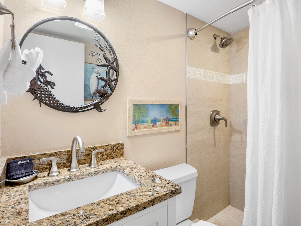 Gulf and Bay Club D101 by Tropical Sands Accommodations