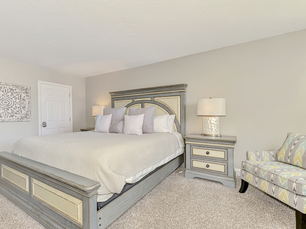 Primary Bedroom, King