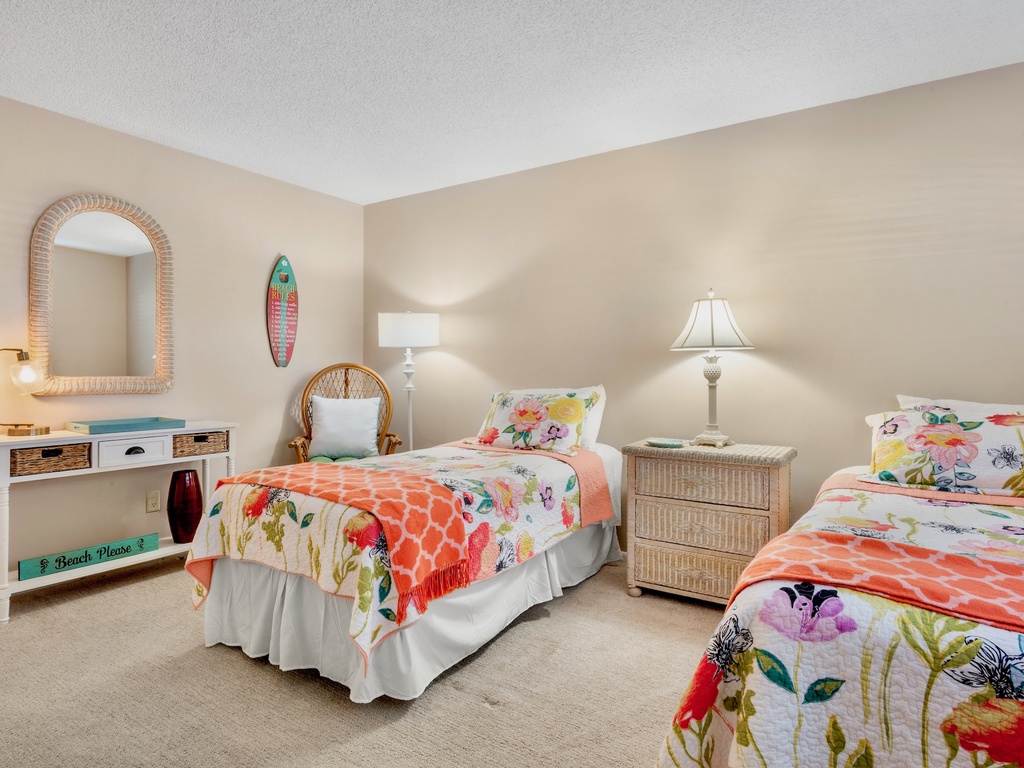 Gulf and Bay Club D101 by Tropical Sands Accommodations