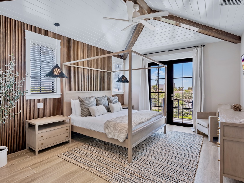 Primary Bedroom, King