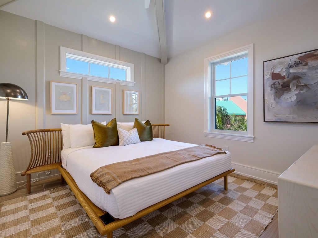 Ninth Bedroom - King