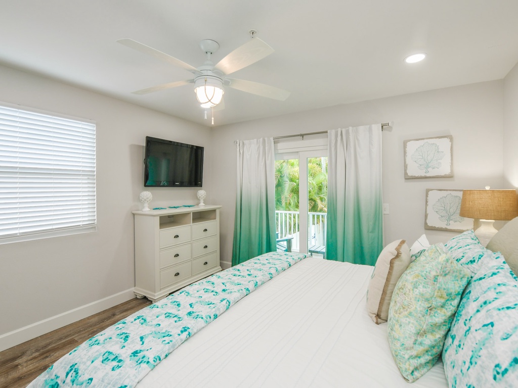 West Unit - Second Bedroom - King
