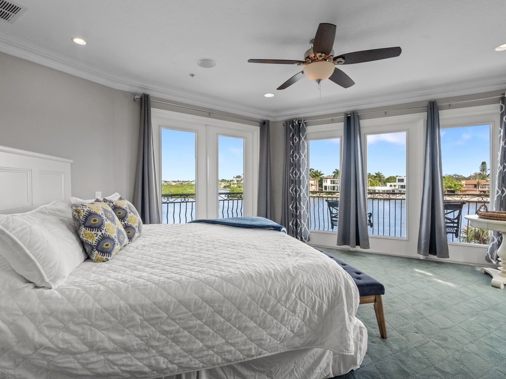 Second Bedroom - King