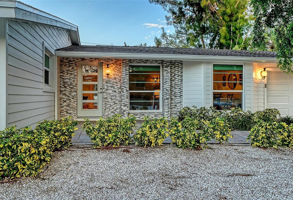 The Coastal Nest by Tropical Sands Accommodations