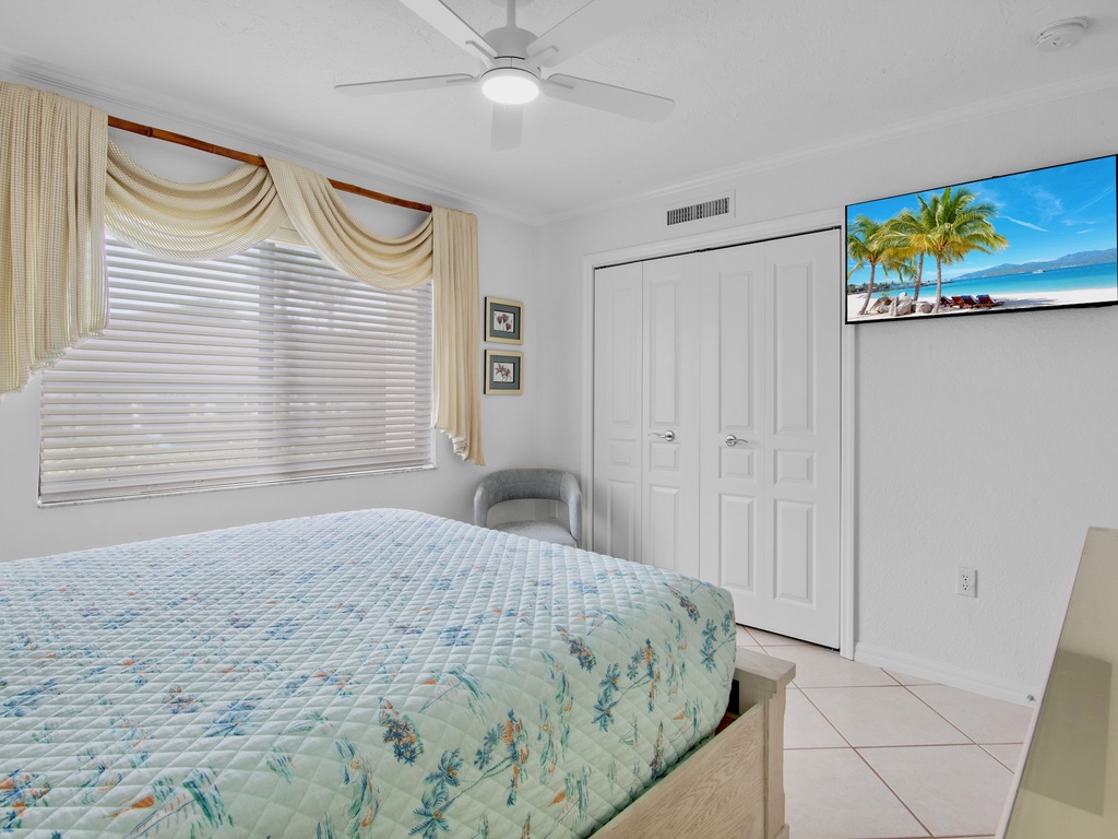 Midnight Cove II Unit 910 by Tropical Sands Accommodations
