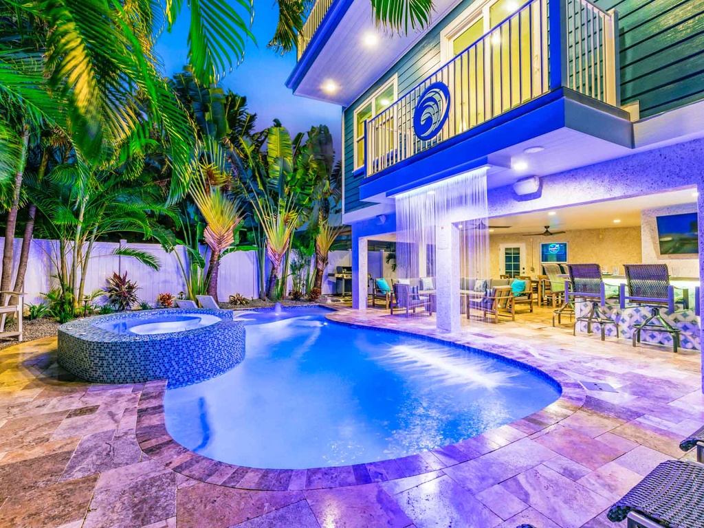 Private Pool, Hot Tub, and Outdoor Lounge