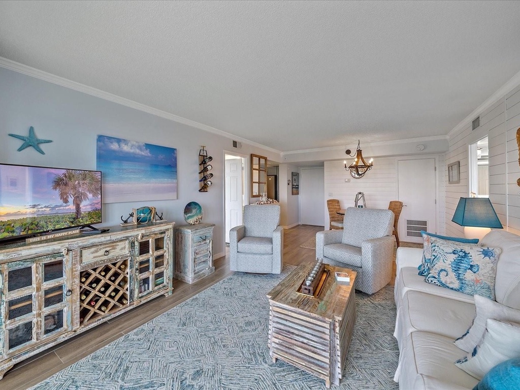 Harbor Towers Unit 603 by Tropical Sands Accommodations