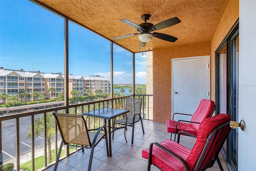 Harbor Towers 408