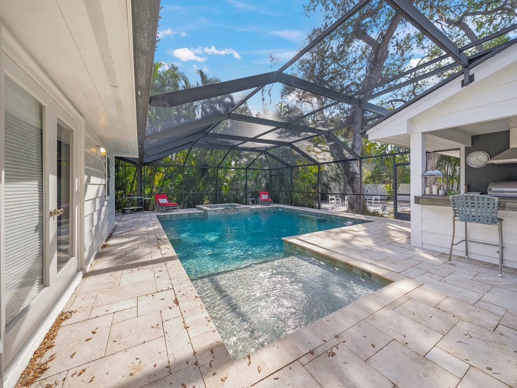 The Shaded Sanctuary - Siesta Key Luxury Rental Properties