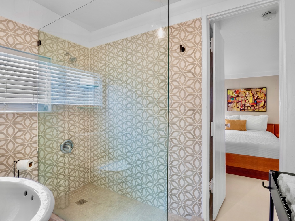 Bathroom, Jack-n-Jill