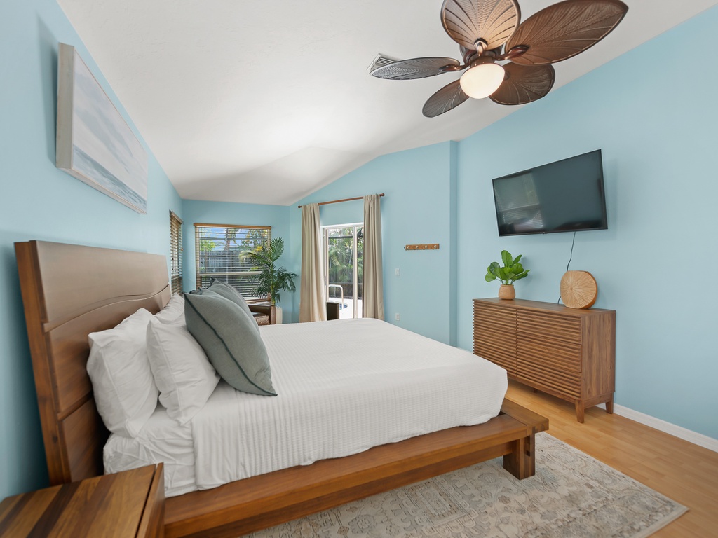 Second Bedroom - King
