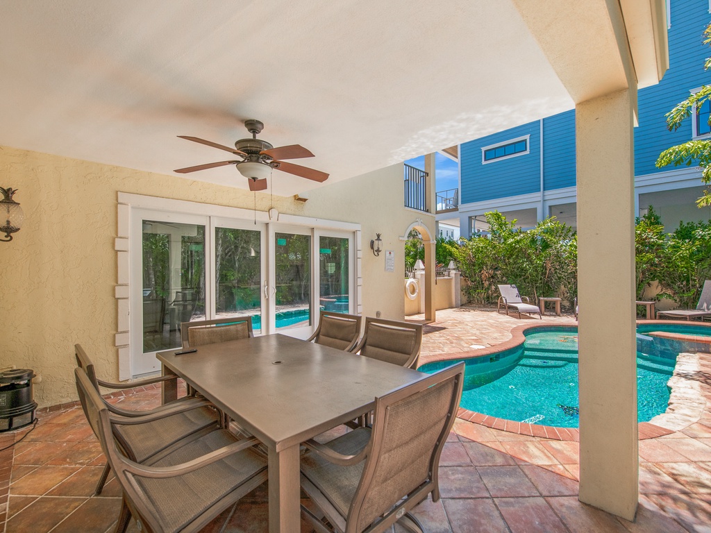 Outdoor Dining Area