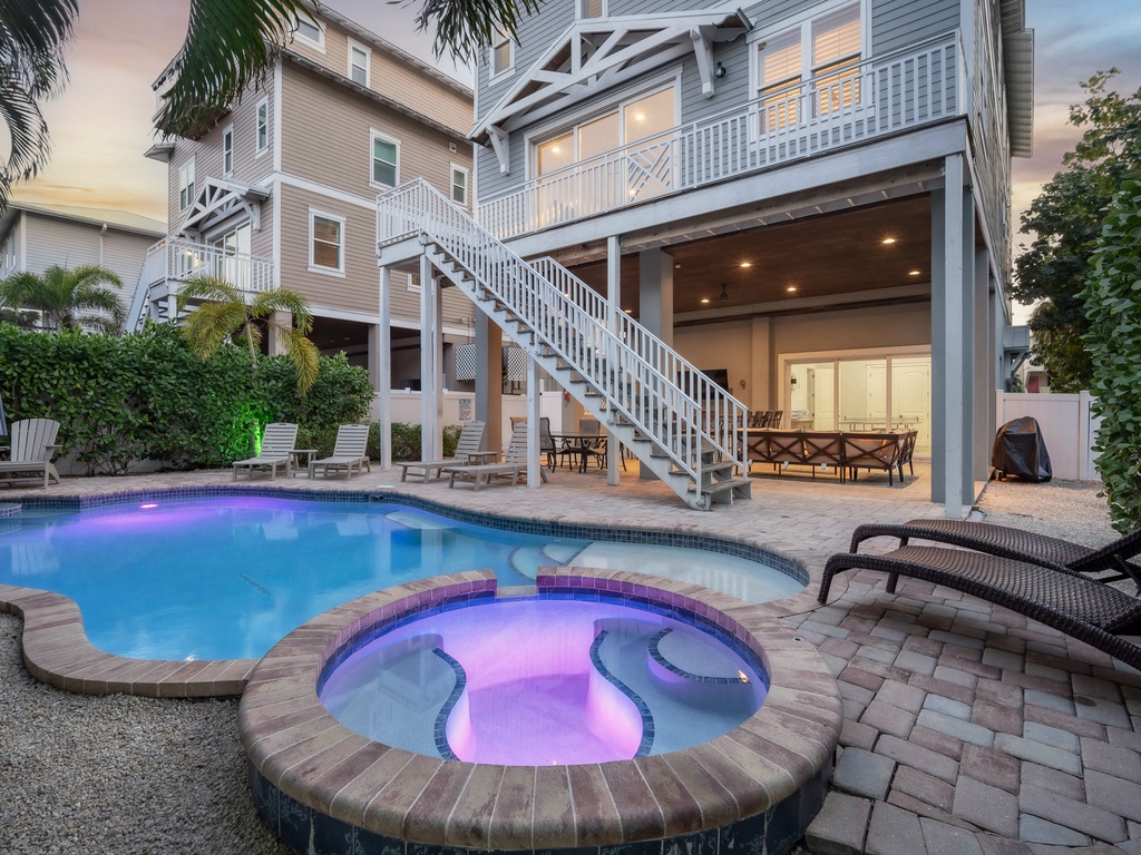 Poolside retreat with hot tub