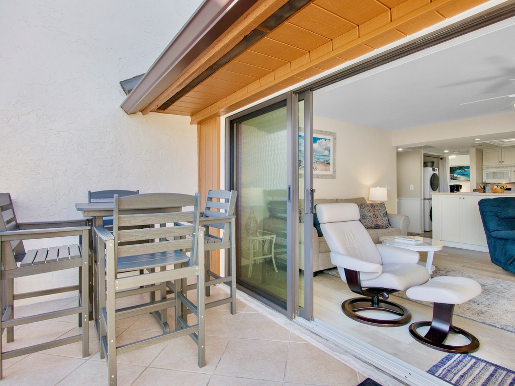 Midnight Cove II Unit 333 by Tropical Sands Accommodations