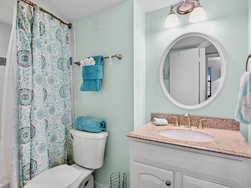 Full Bathroom