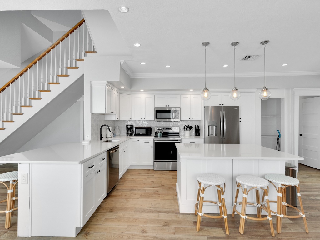 Fully equipped kitchen