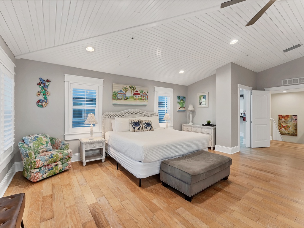 Primary Bedroom, King