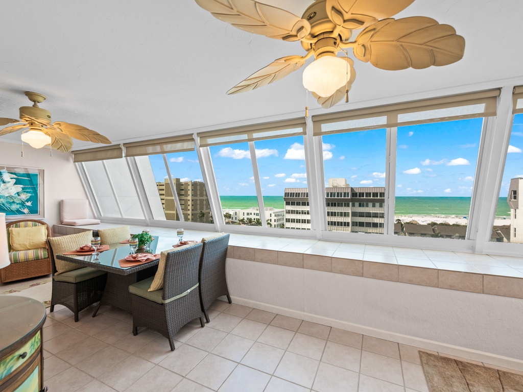 Dining room with chairs for relaxing