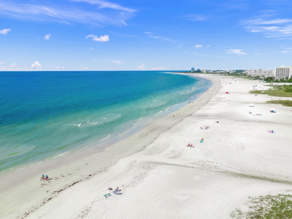 The Shaded Sanctuary - Siesta Key Luxury Rental Properties