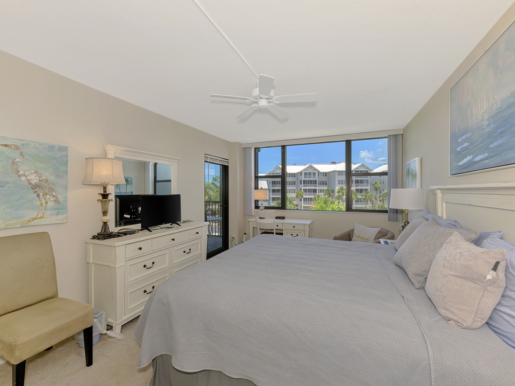 Primary Bedroom, King