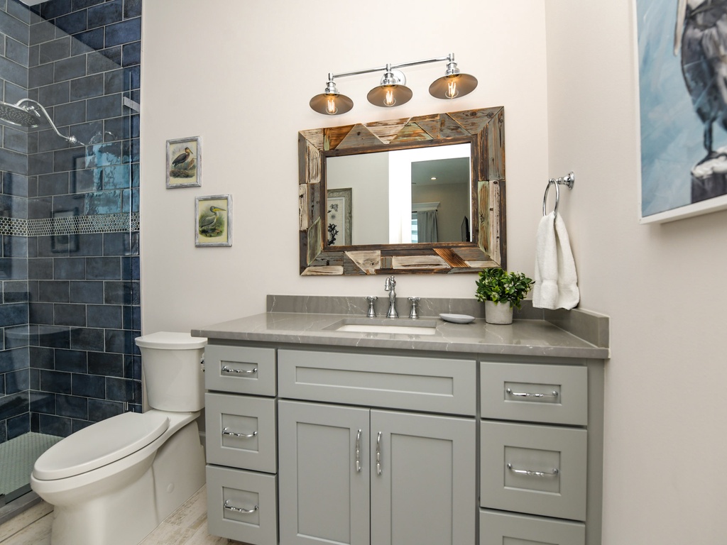 Third Bedroom (3rd floor), Ensuite Bathroom