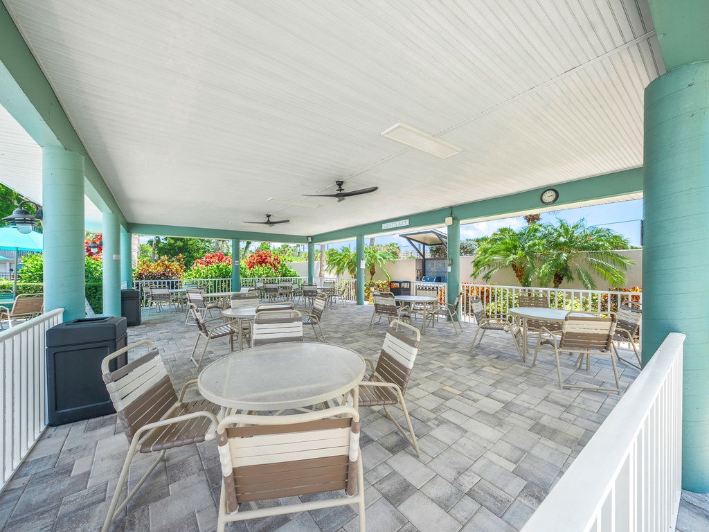 Our House at the Beach, Outdoor Seating Area