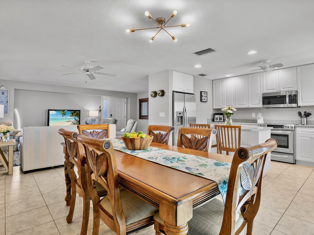 Jamaica Royale 702 by Tropical Sands Accommodations