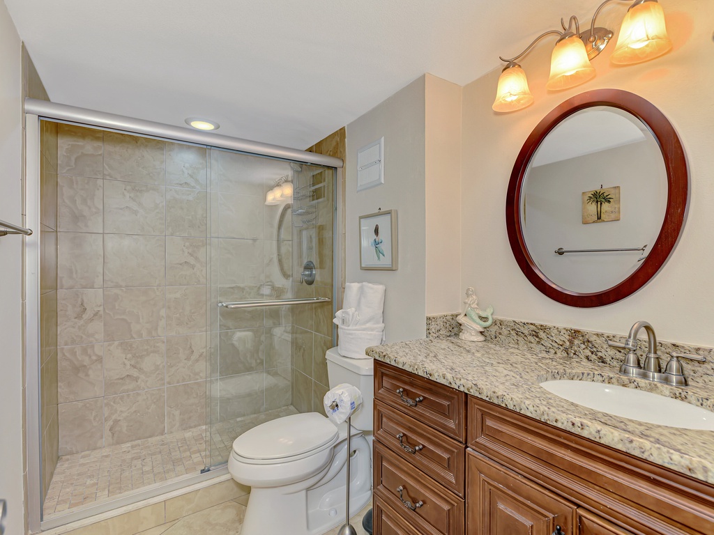 Primary Bathroom, Ensuite