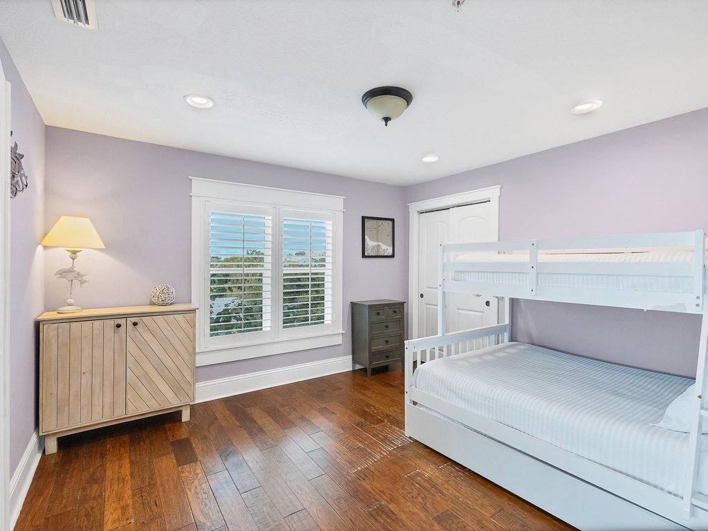 Eighth Bedroom (4th floor), Twin over Twin Bunk Bed and Twin with Twin Trundle