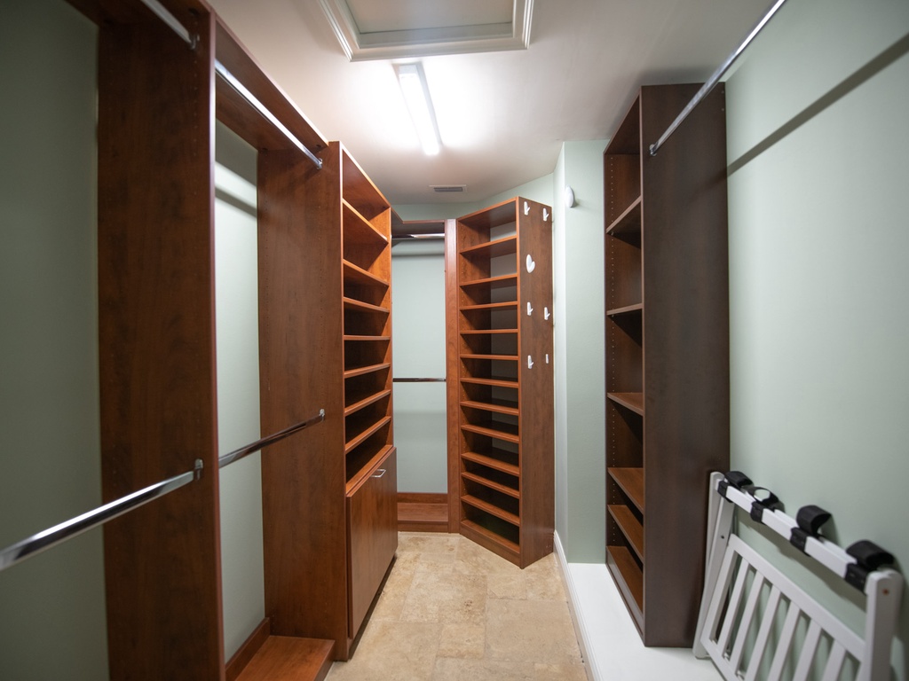 Primary Bedroom, Walk-in Closet