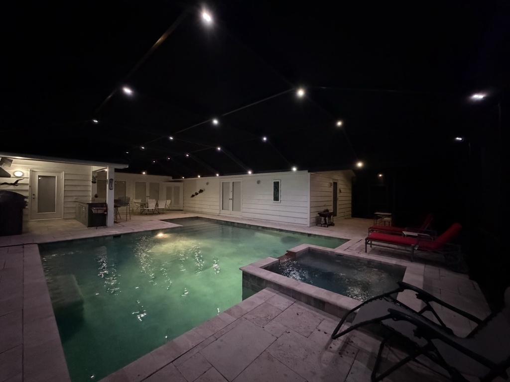 The Shaded Sanctuary - Siesta Key Luxury Rental Properties