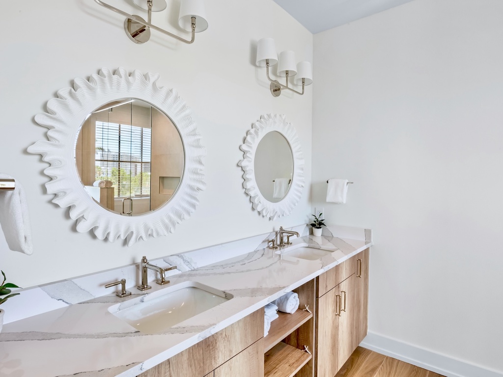 Primary Bathroom, Ensuite