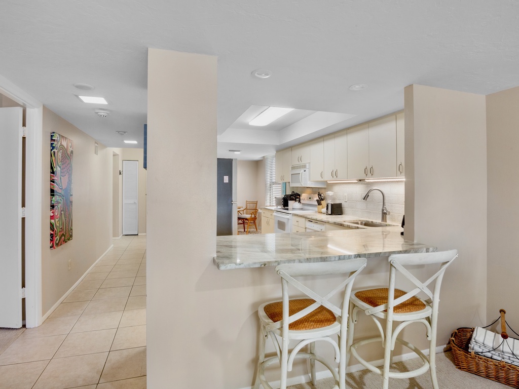 Gulf and Bay Club D101 by Tropical Sands Accommodations