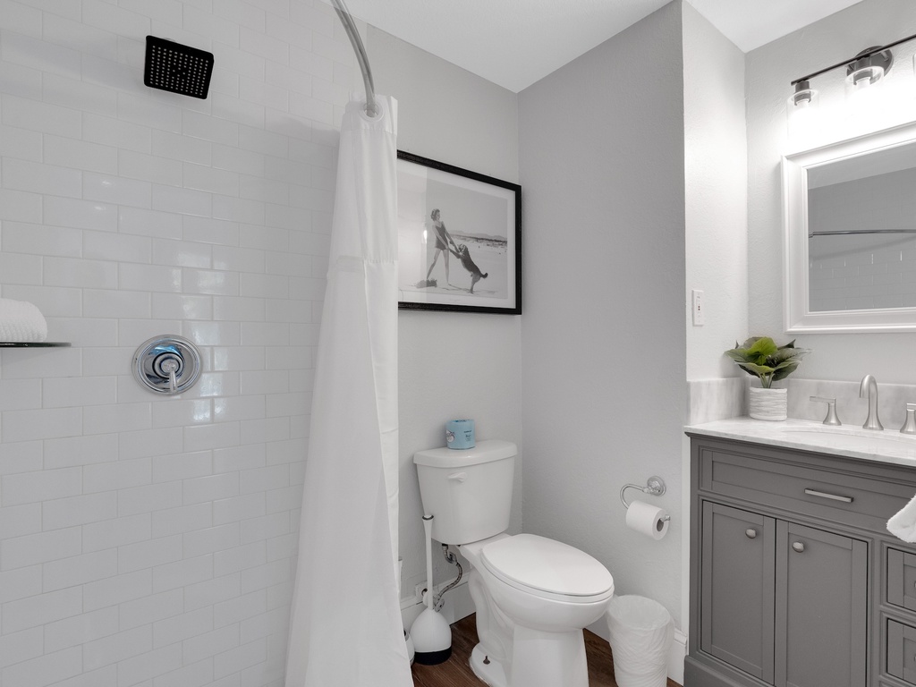 Primary Bathroom, Ensuite