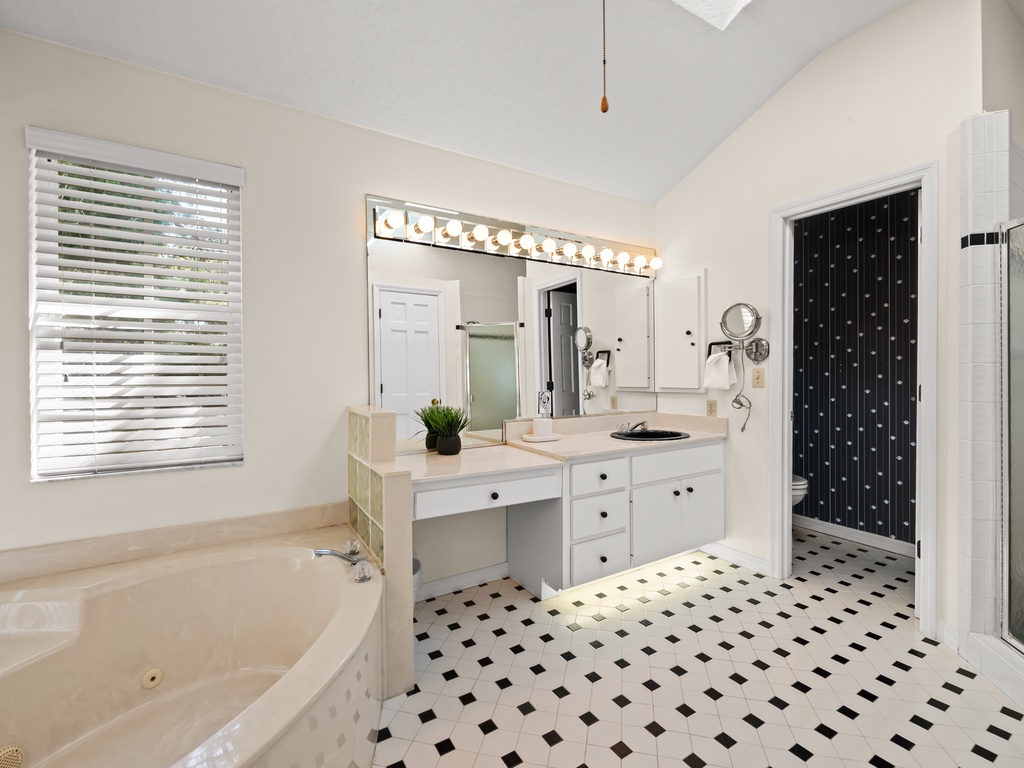 Primary Bathroom - Ensuite