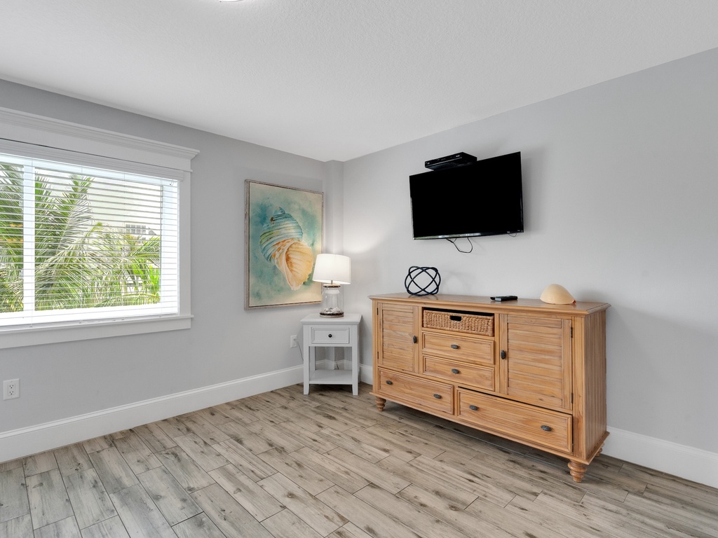 Fourth Bedroom, Twin/Full Bunk