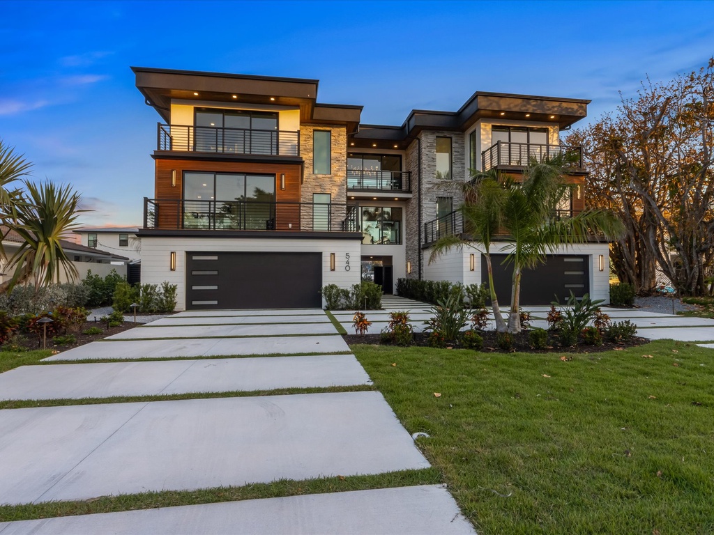 Lido Luxe Estate by Lido Key Vacations