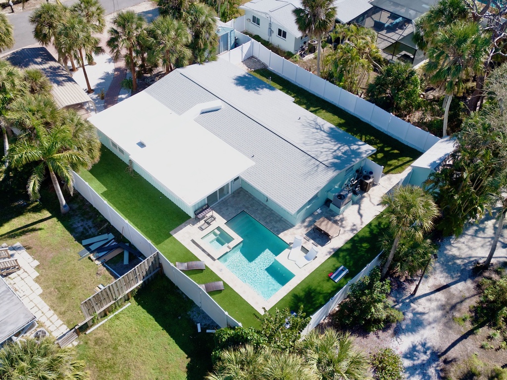 Aerial view of a contemporary vacation home