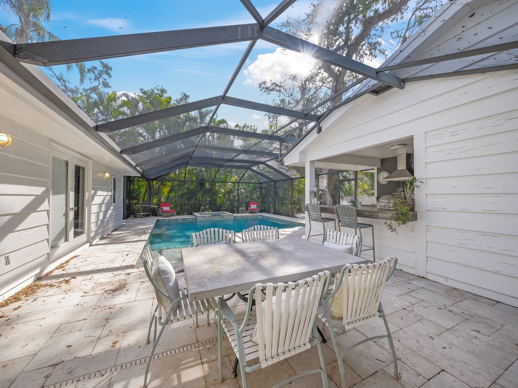 The Shaded Sanctuary - Siesta Key Luxury Rental Properties