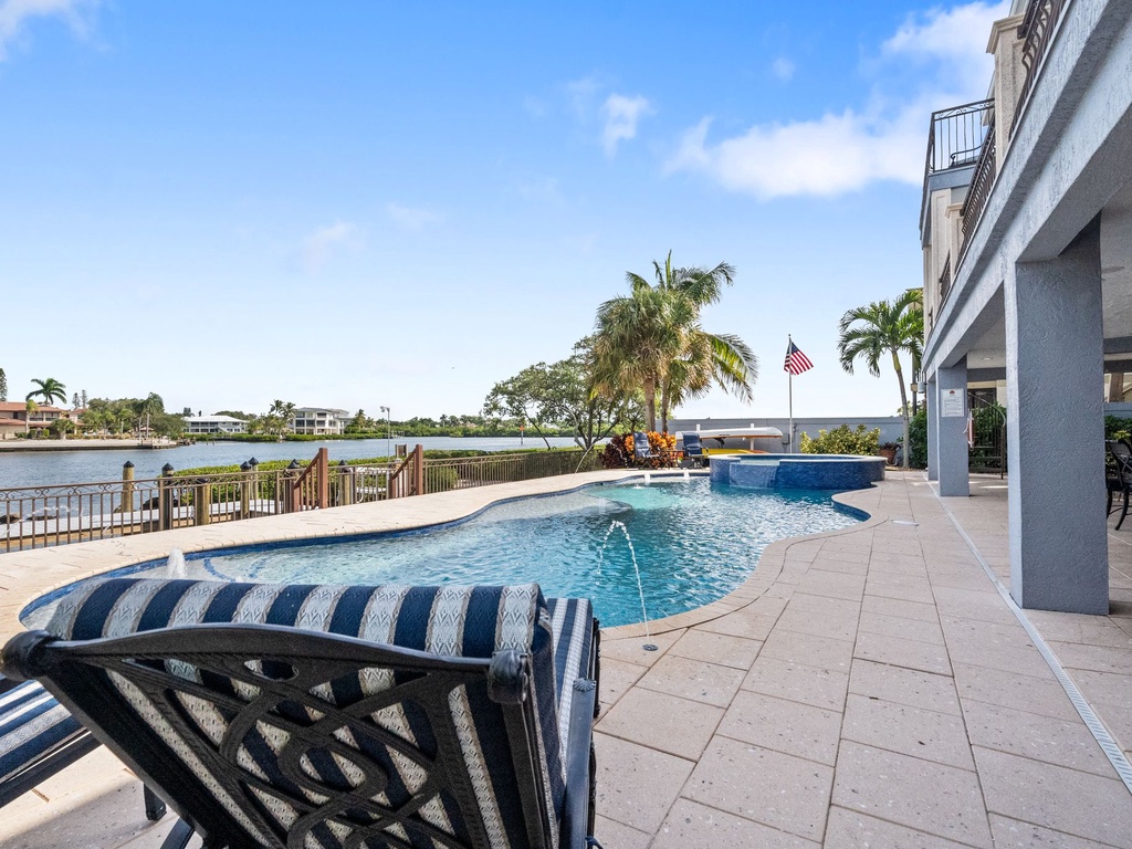 Private Pool and Spa